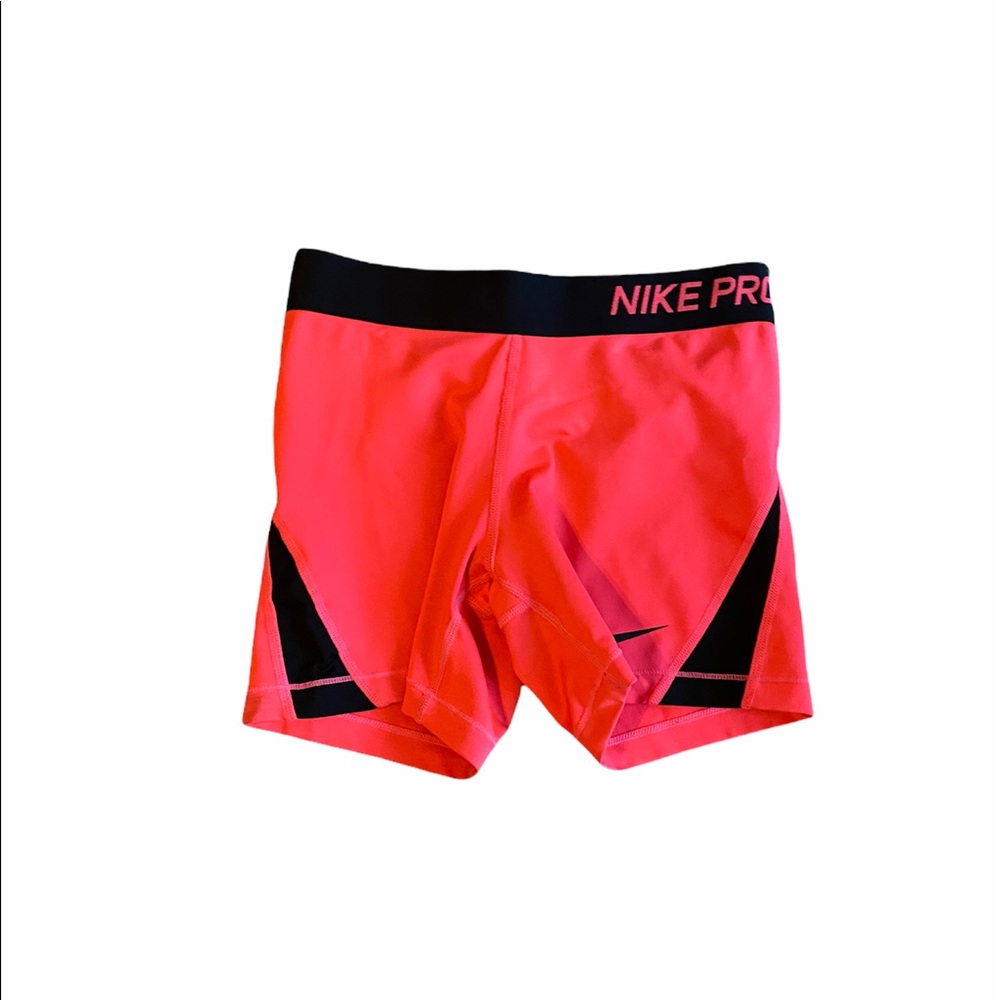 Nike Pro